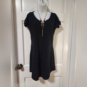 𝅺WOMEN'S Large Black Short Sleeve Cold Shoulder Dress